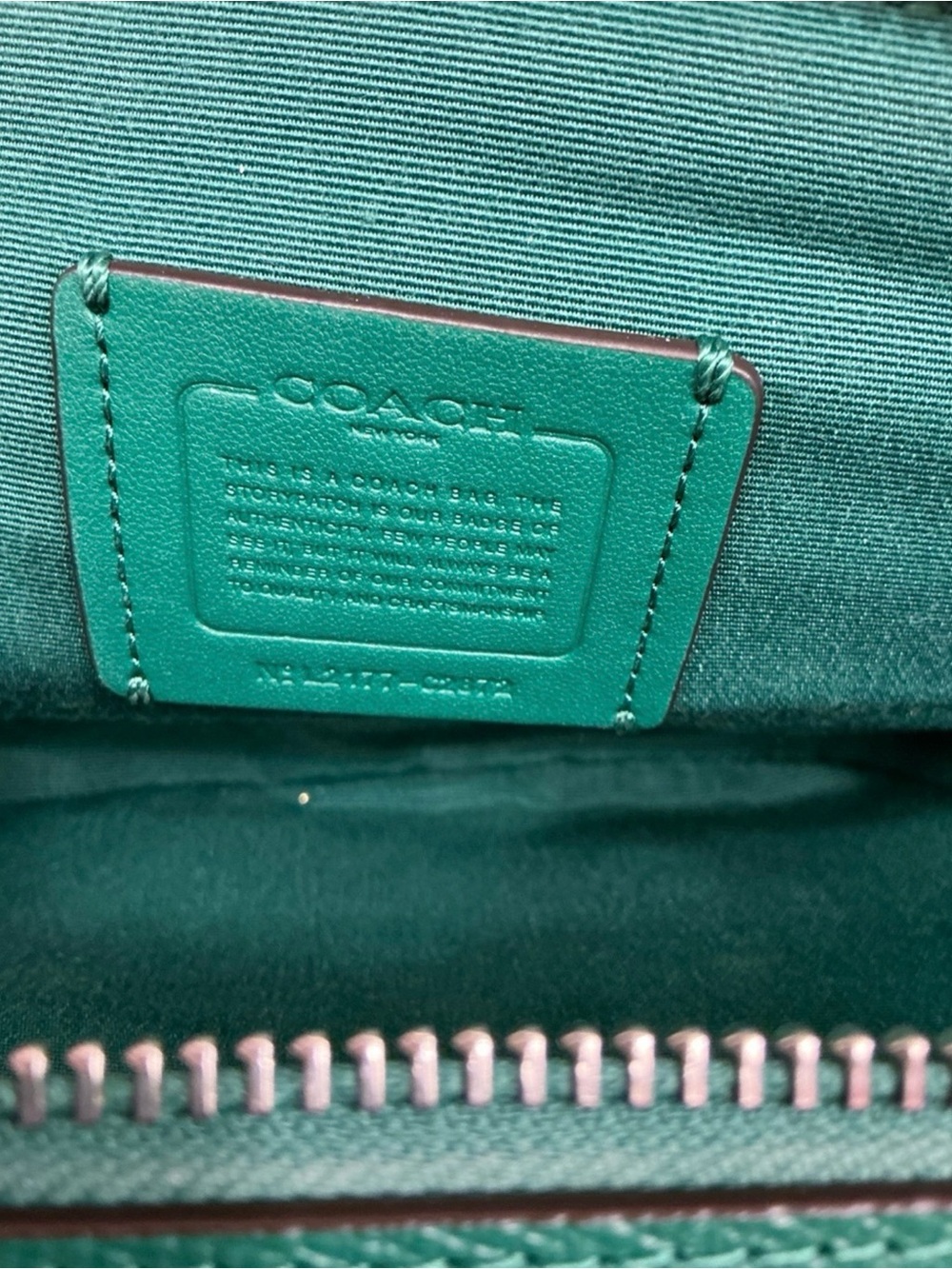 Authentic Coach Green Leather Crossbody Top-Handle Bag - Picture 2 of 8